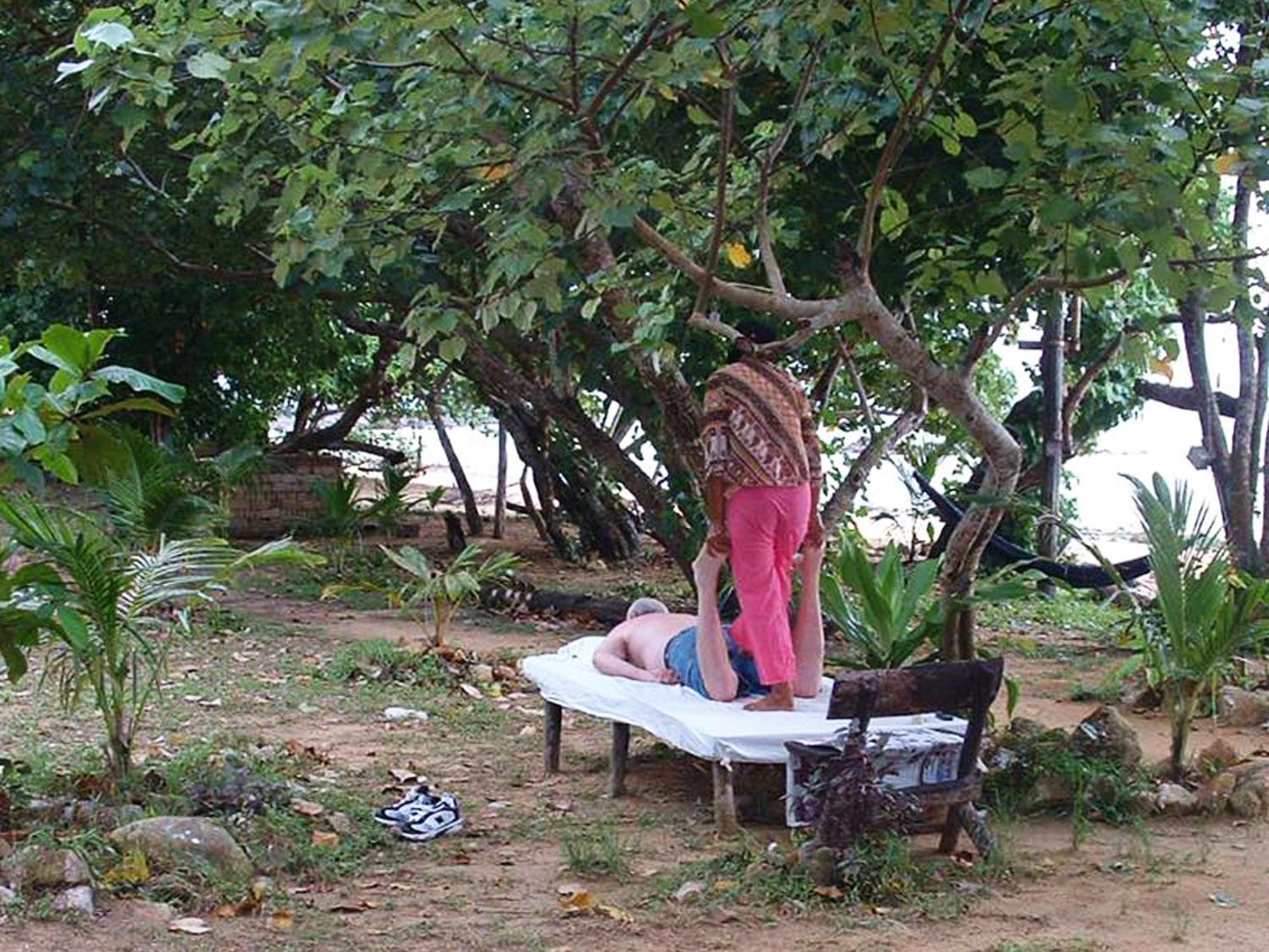 Bonhomie Beach Cottage Koh Jum Εξωτερικό φωτογραφία