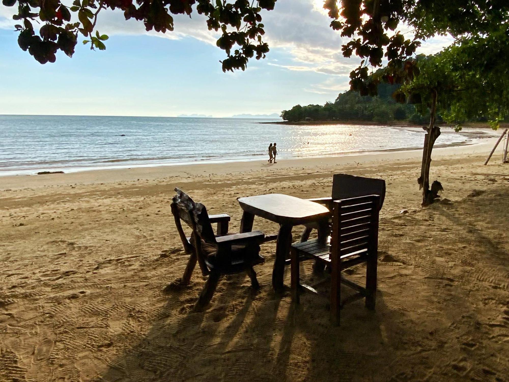 Bonhomie Beach Cottage Koh Jum Εξωτερικό φωτογραφία